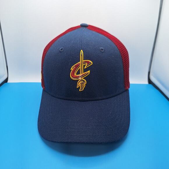 Cleveland Cavaliers New Era Fitted Size Youth Red And Blue NBA - Picture 1 of 7